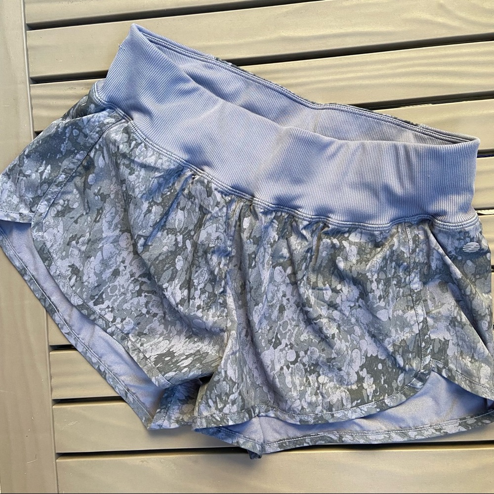 📣3 for $12!📣 Z by Zella running shorts size medium